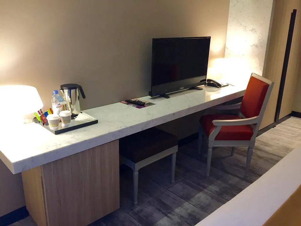 Hotel Mercure Alesia