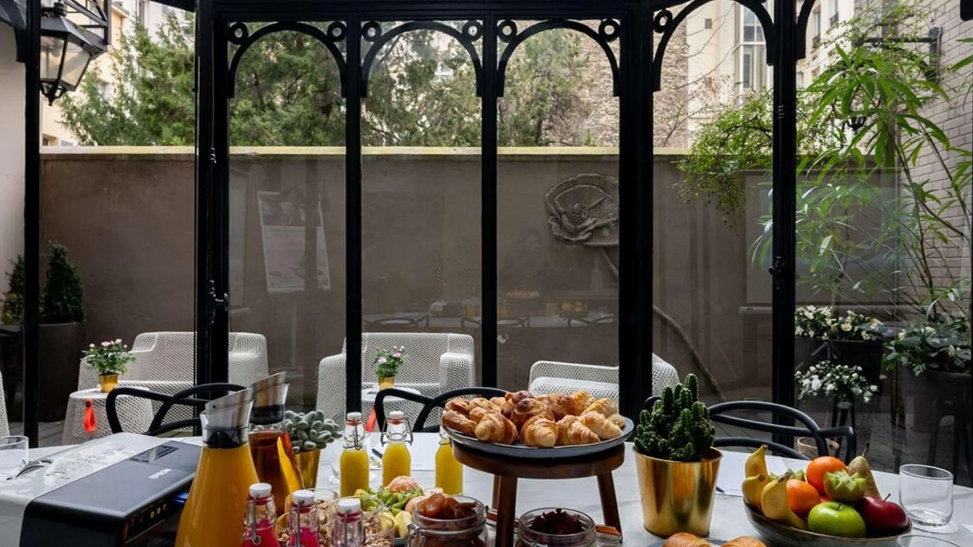 Mercure Alesia 4*